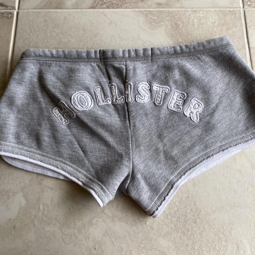 🔥HOLLISTER SHORTS🔥 - Picture 4 of 5